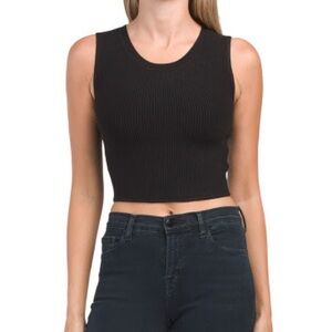 HOUSE OF HARLOW 1960
Crew Neck Cropped Compression Knit Top